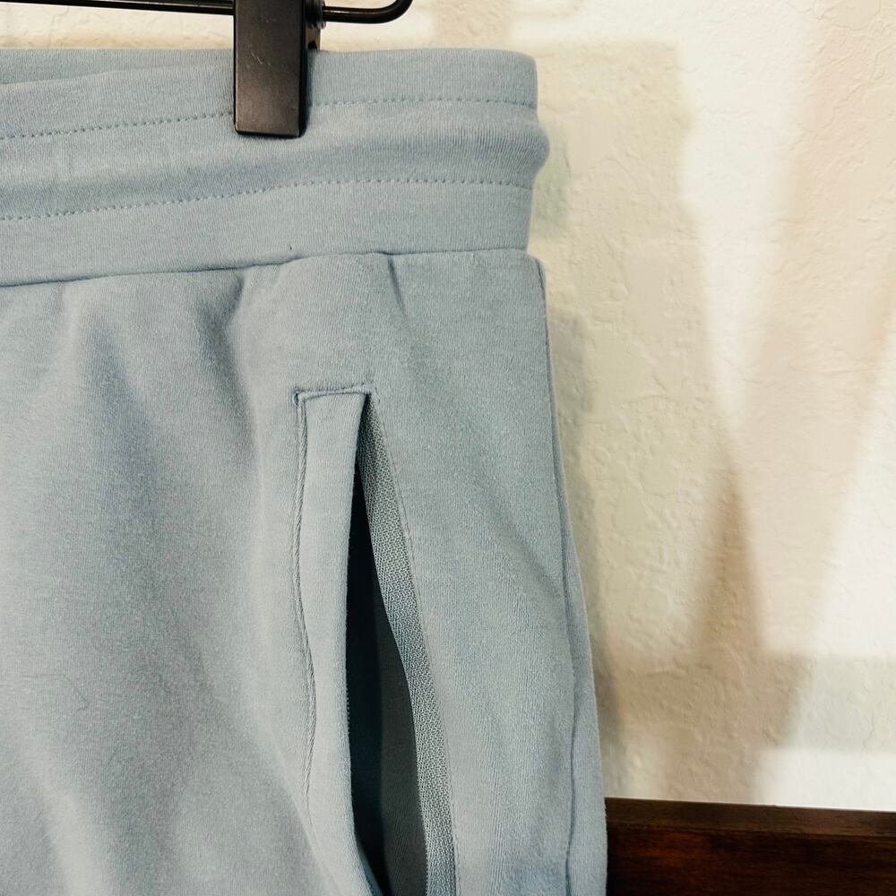 Alphalete Men’s Blue Drawstring Sweat Shorts Logo Patch Size Medium - Picture 7 of 11